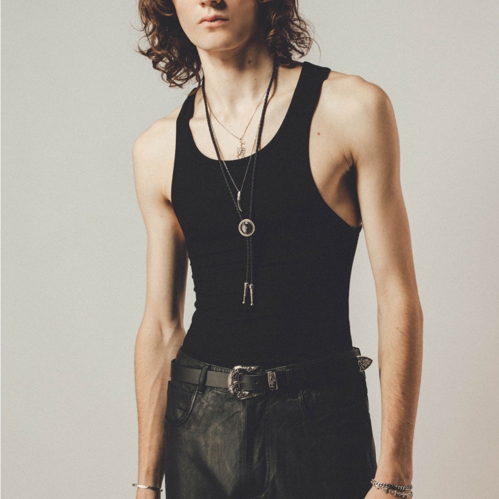 OTHER UK “the Beater” tank in black